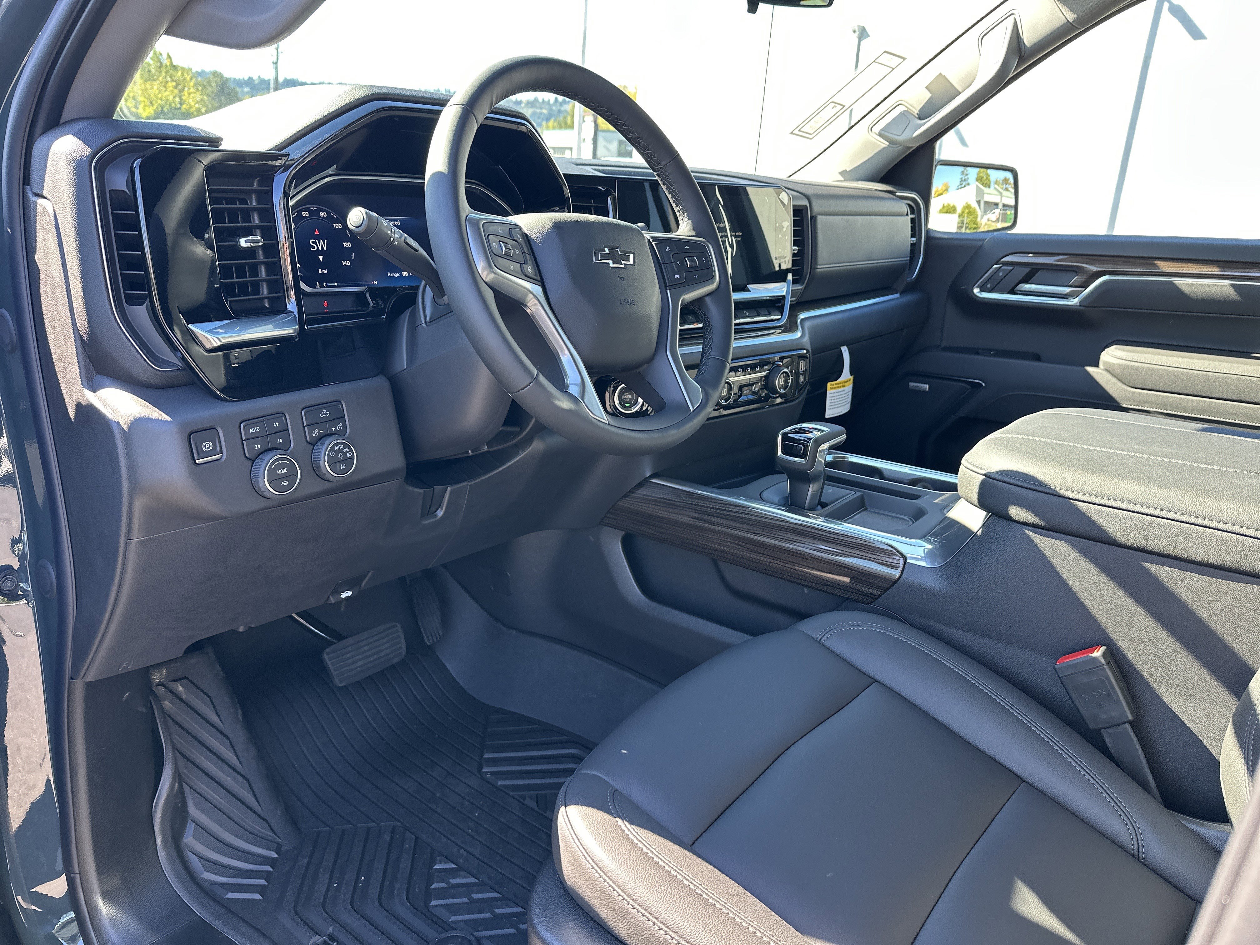 New 2026 Chevrolet Silverado 1500 LT Trail Boss w/ Convenience Package II image 9