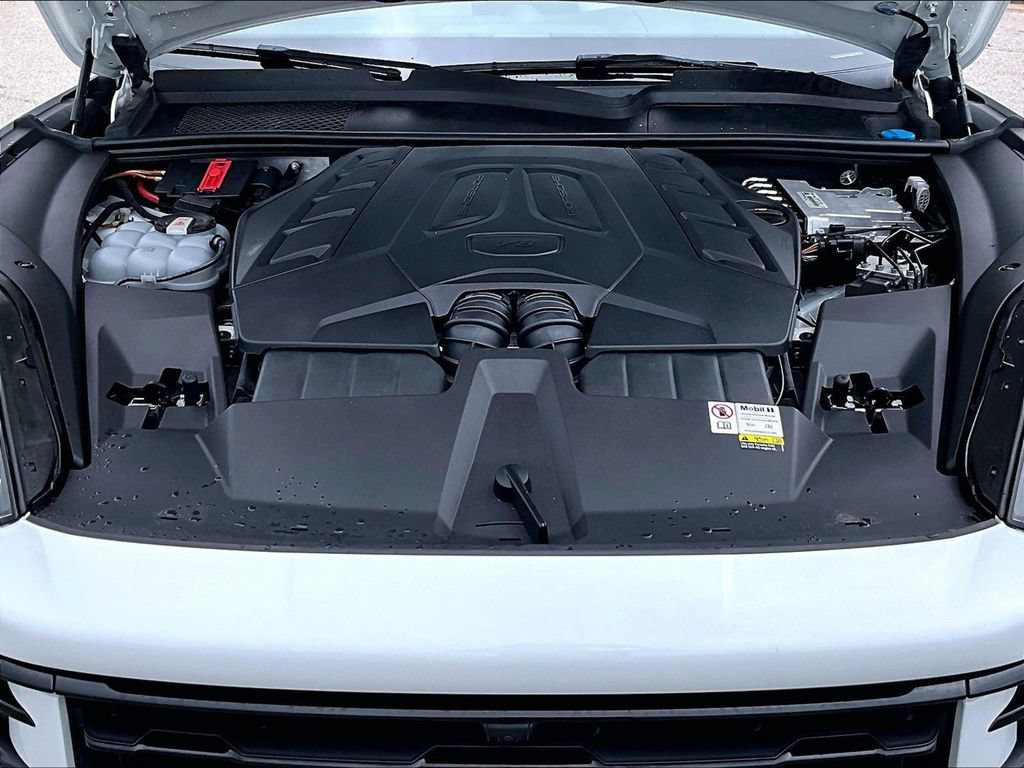 Certified 2024 Porsche Cayenne S AWD/4WD image 23