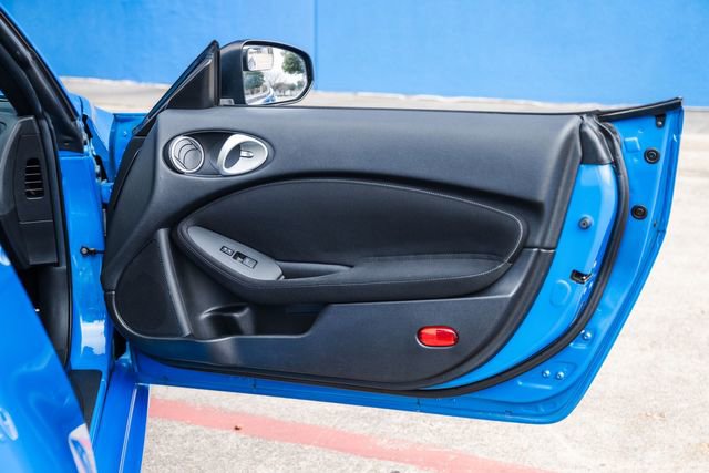 Used 2009 Nissan 370Z Coupe image 54