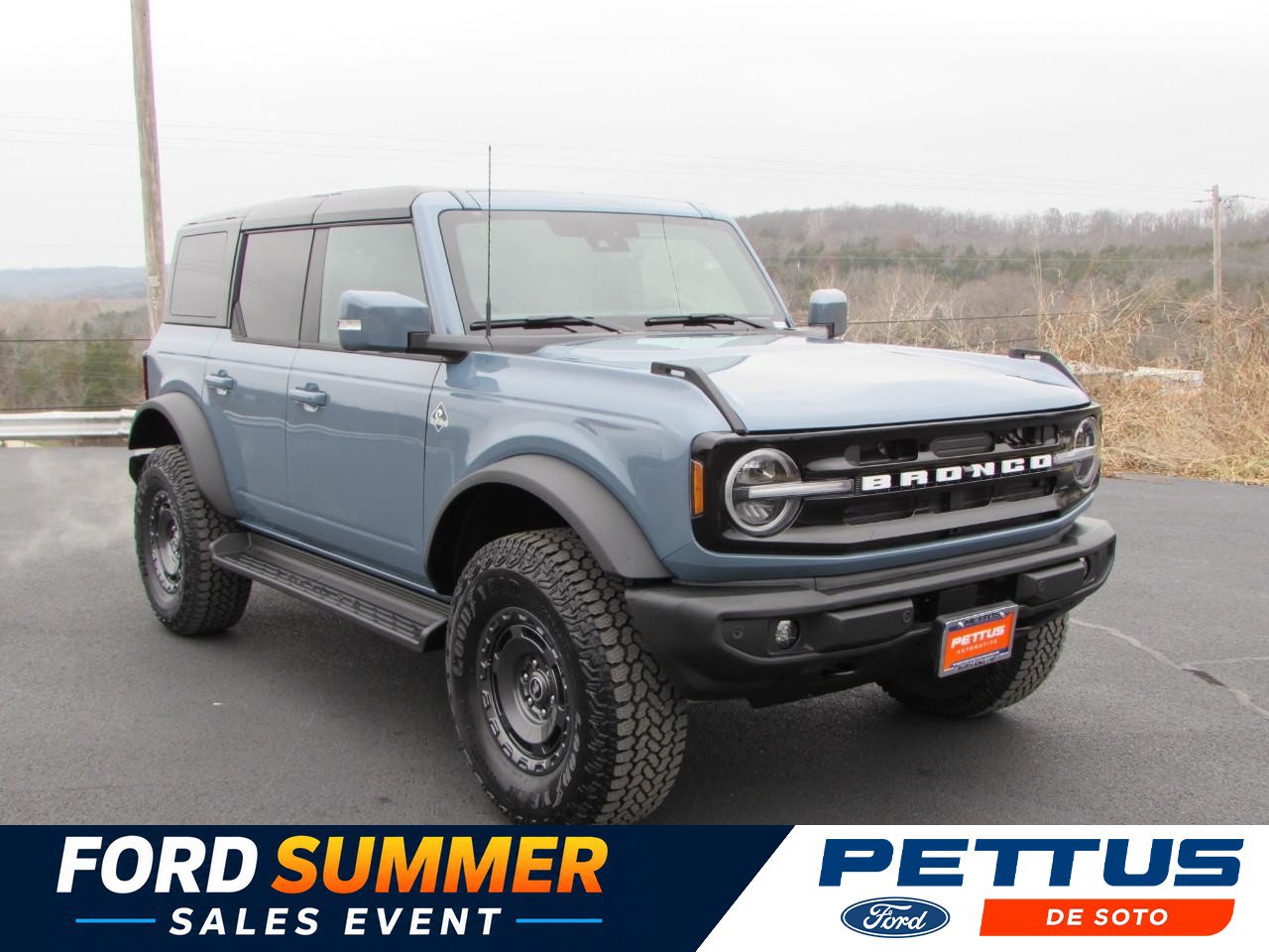 New 2025 Ford Bronco Outer Banks w/ Sasquatch Package AWD/4WD image 1