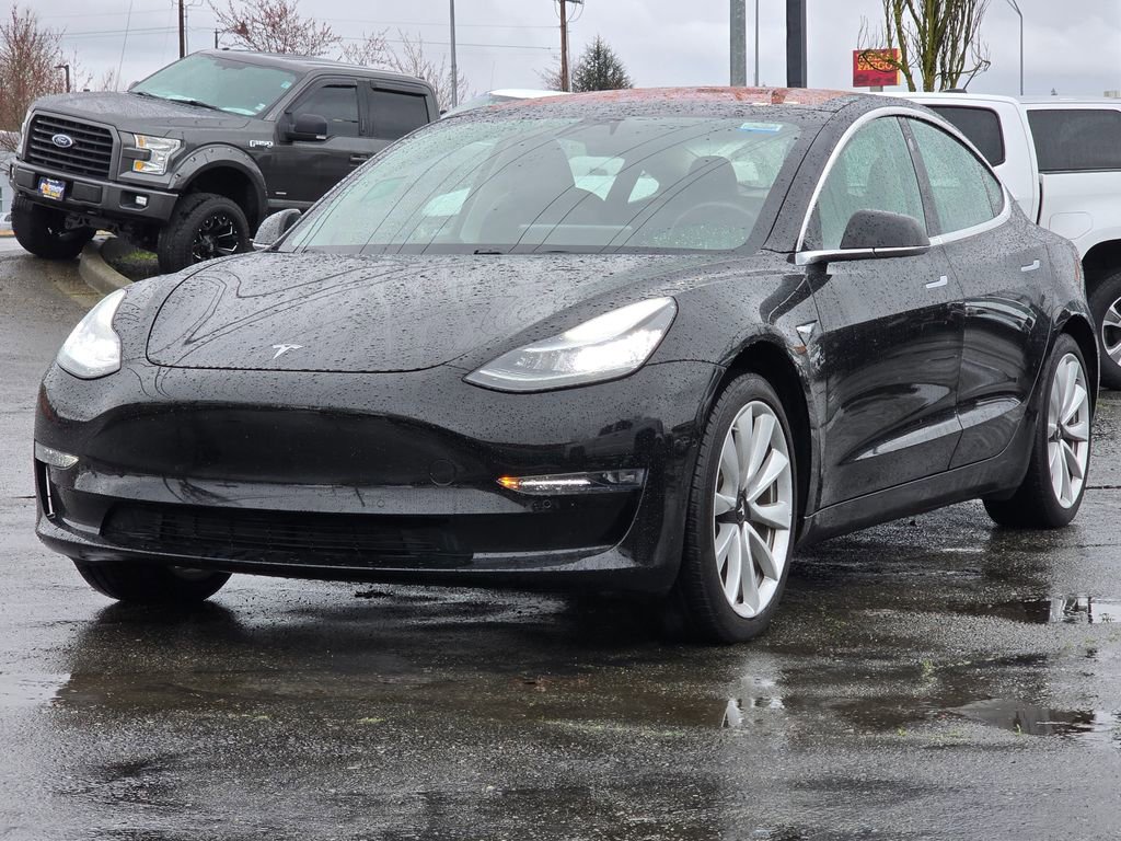 Used 2018 Tesla Model 3 Long Range RWD image 3