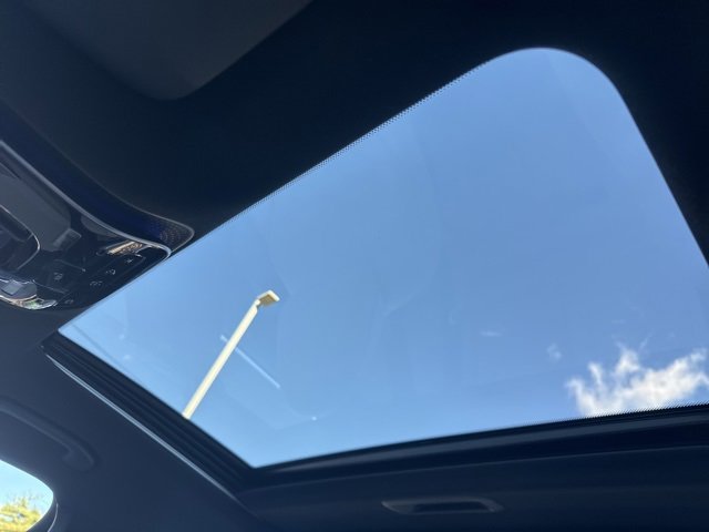 Used 2023 Mercedes-Benz C 300 4MATIC Sedan image 22