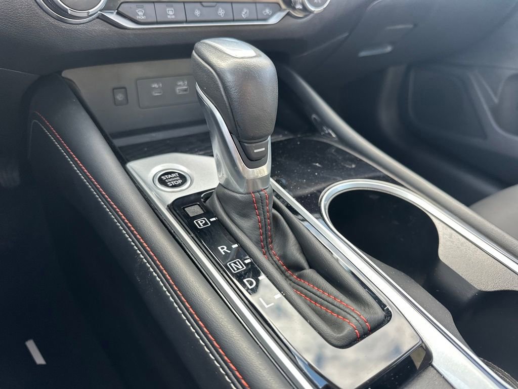 Used 2024 Nissan Altima 2.0 SR image 23