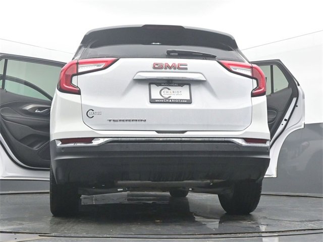Used 2023 GMC Terrain SLT w/ LPO, Floor Liner Package image 60