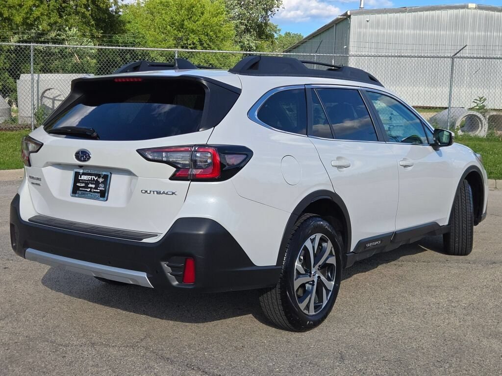 Certified 2022 Subaru Outback Limited AWD/4WD image 10