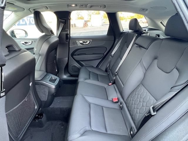 New 2026 Volvo XC60 B5 Plus w/ Protection Package Premier AWD/4WD image 16