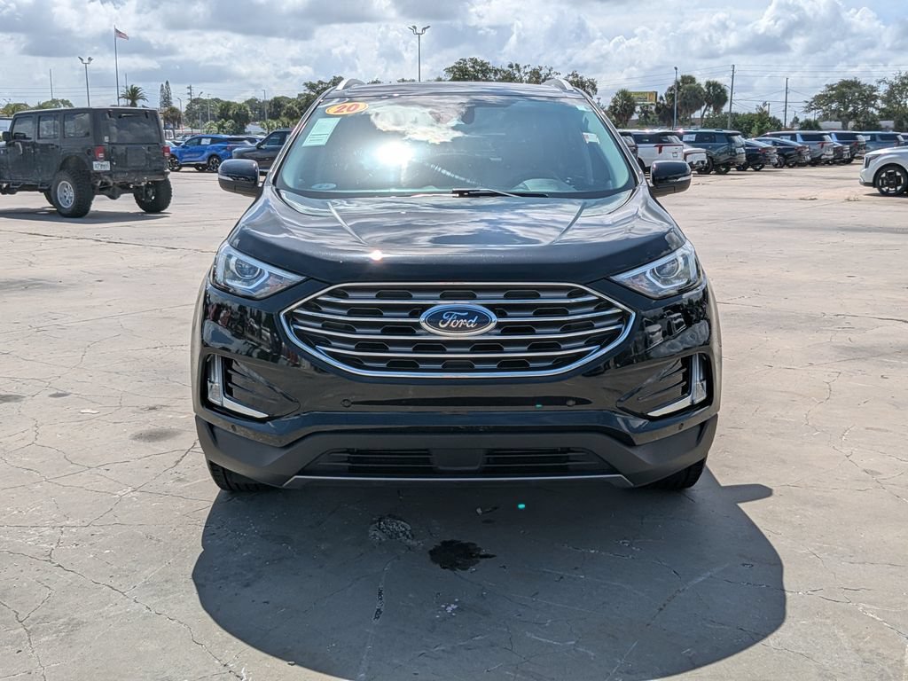 Used 2020 Ford Edge Titanium FWD image 3