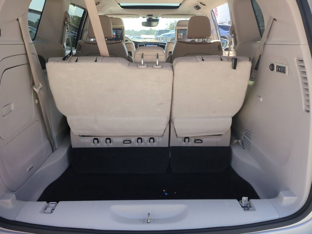 Used 2019 Chrysler Pacifica Limited w/ Tire & Wheel Group image 25