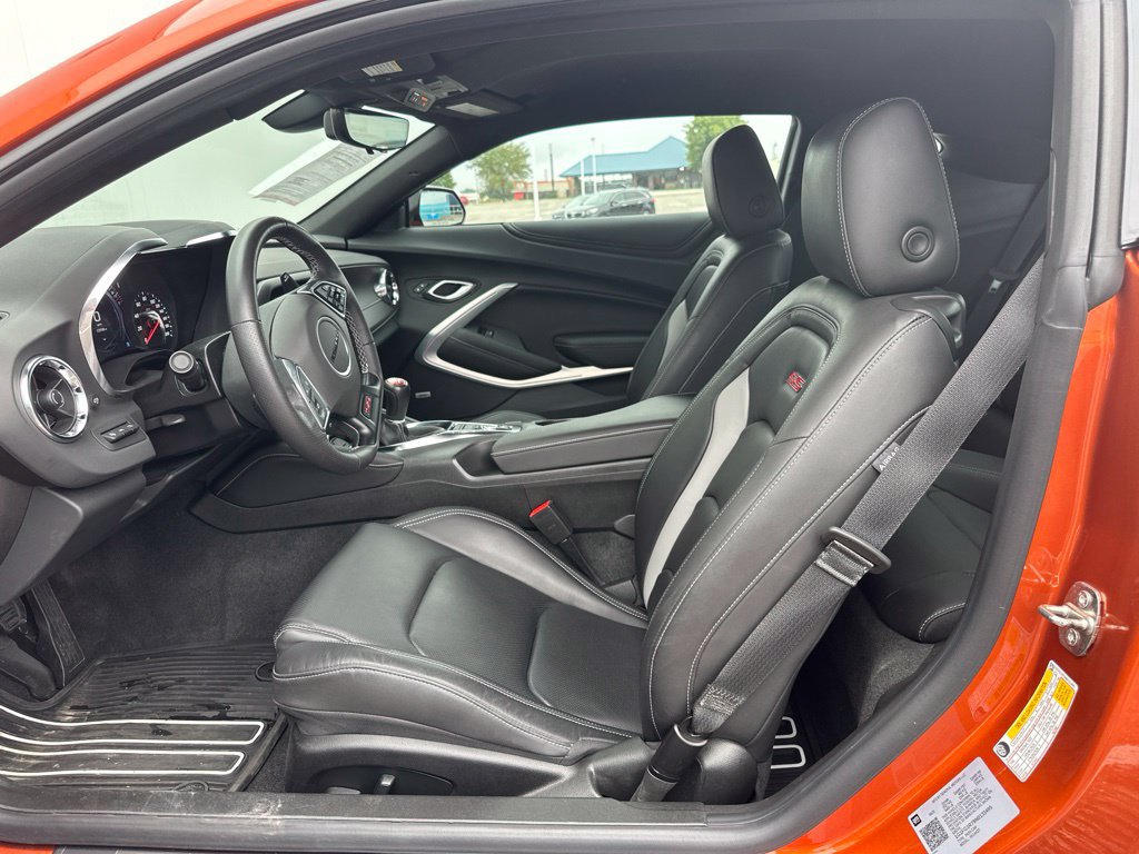 Used 2022 Chevrolet Camaro SS RWD image 18