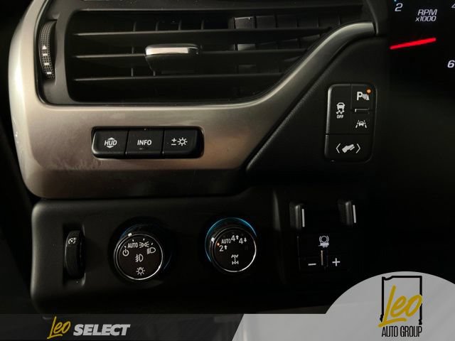 Used 2019 Chevrolet Suburban Premier AWD/4WD image 18