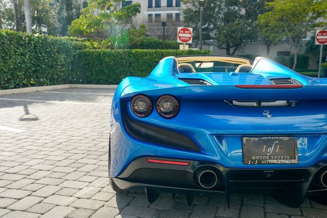 Used 2021 Ferrari F8 Tributo image 23