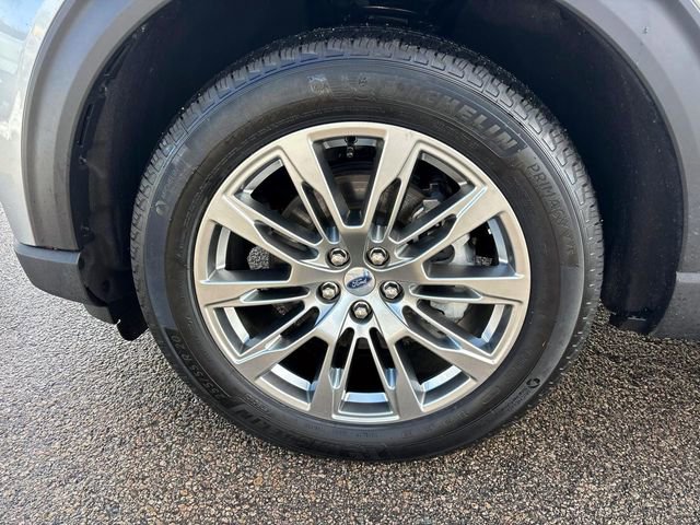 Used 2025 Ford Explorer Active w/ Active Comfort Package image 8