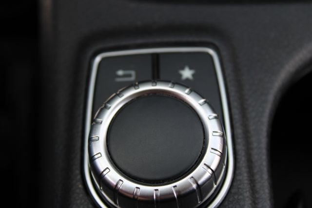 Used 2019 Mercedes-Benz GLA 250 image 31