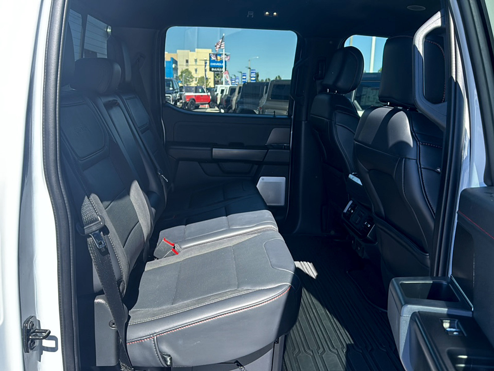 Used 2025 Ford F150 Raptor AWD/4WD image 7