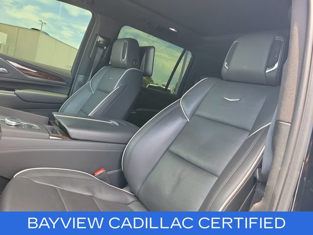 Certified 2023 Cadillac Escalade ESV Premium Luxury w/ Performance Package AWD/4WD image 19