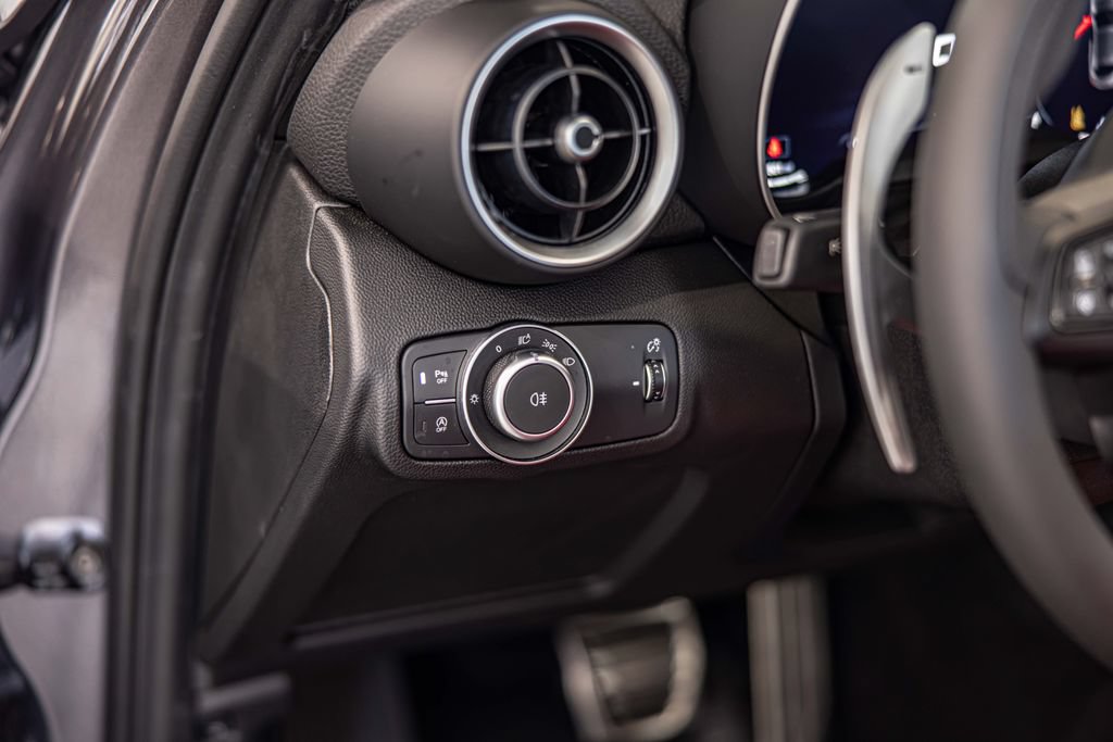 New 2026 Alfa Romeo Giulia AWD w/ Driving Assist Package image 21