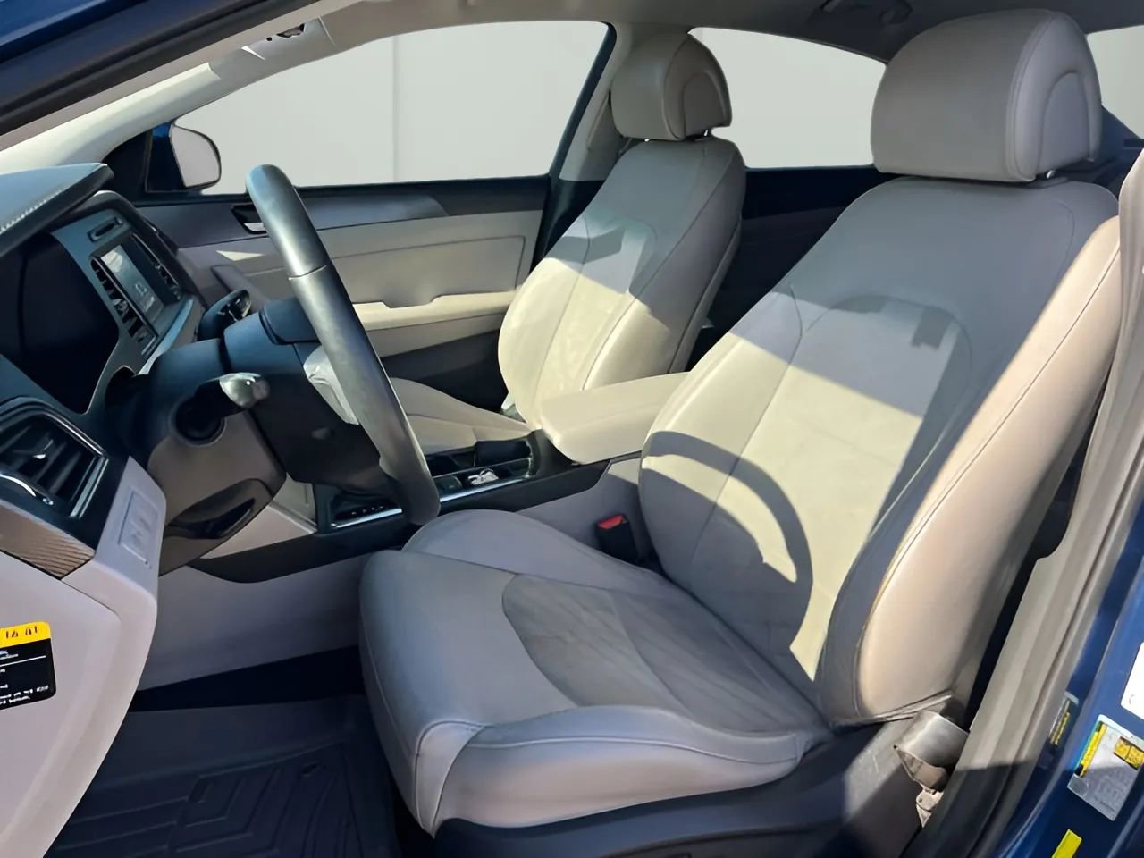 Used 2016 Hyundai Sonata Sport w/ Option Group 02 image 10