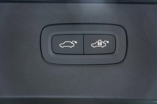 New 2026 Volvo XC90 T8 Ultra image 12