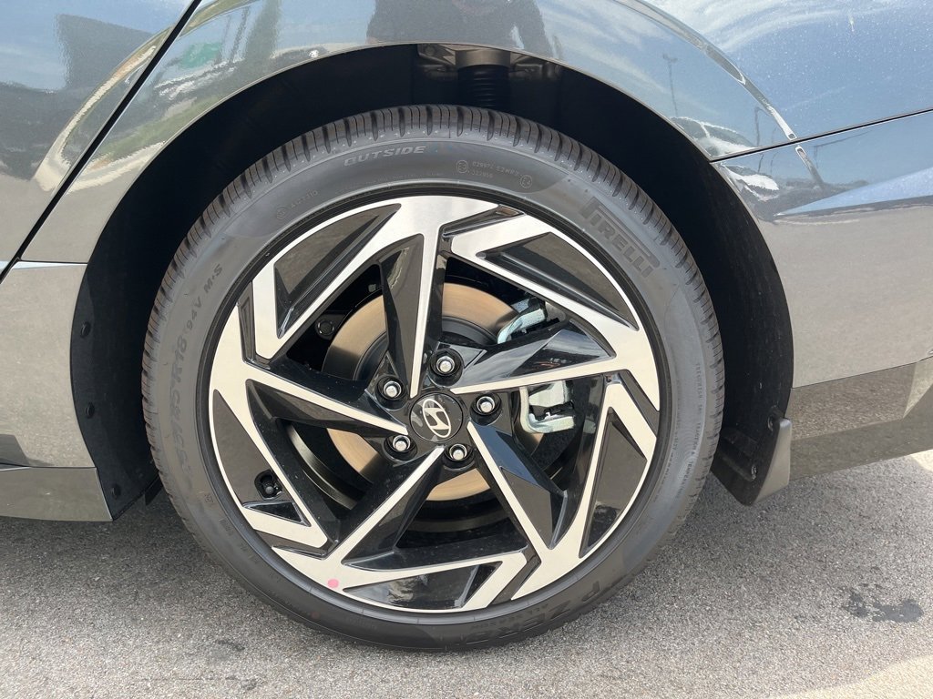 New 2025 Hyundai Sonata SEL image 9