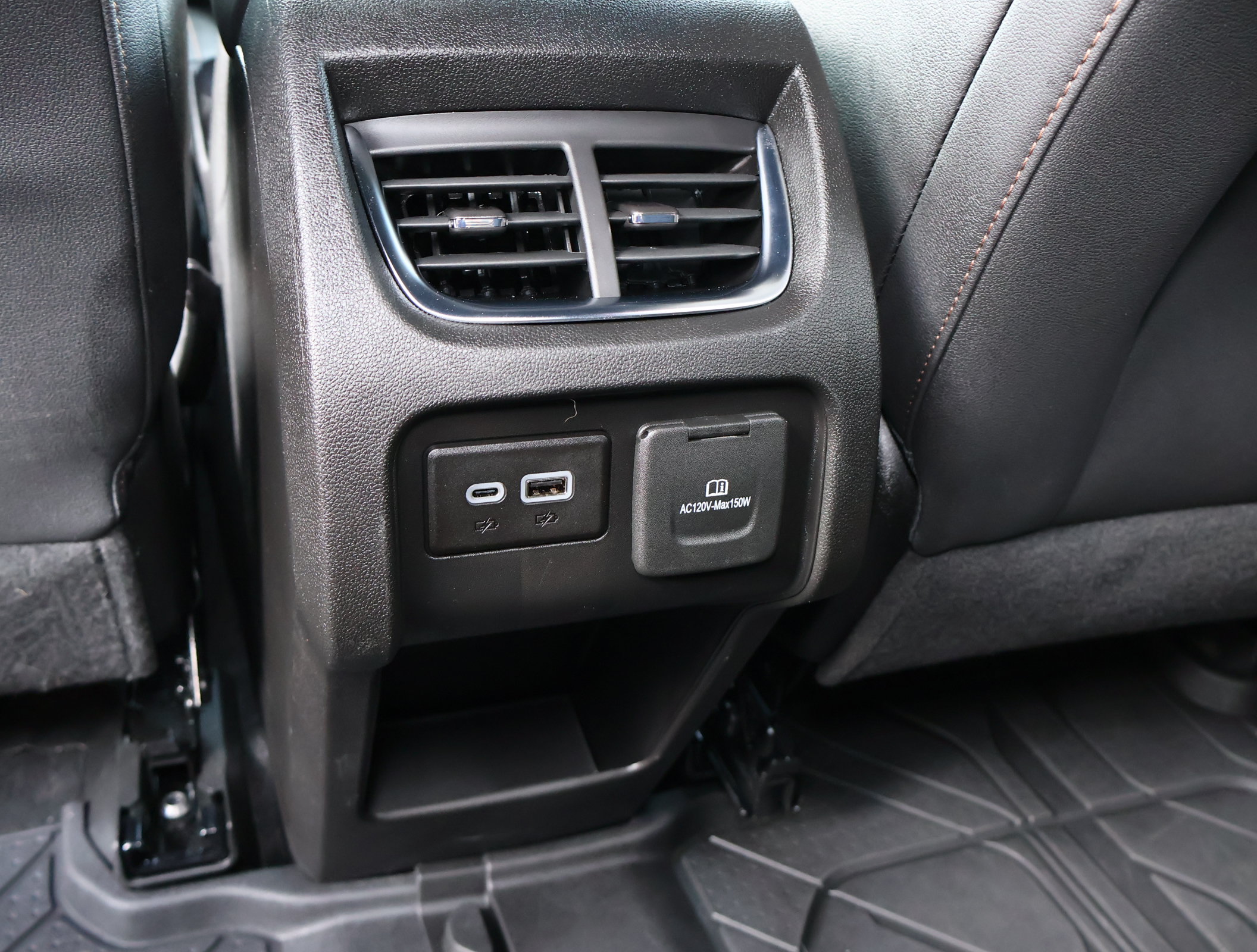Used 2024 Chevrolet Blazer Premier w/ Driver Confidence II Package FWD image 25