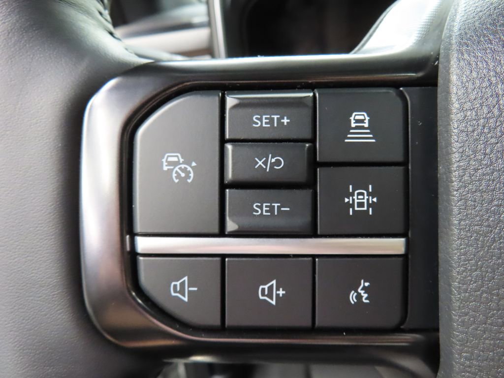 Used 2026 Ford F250 Platinum w/ Tremor Off-Road Package image 46