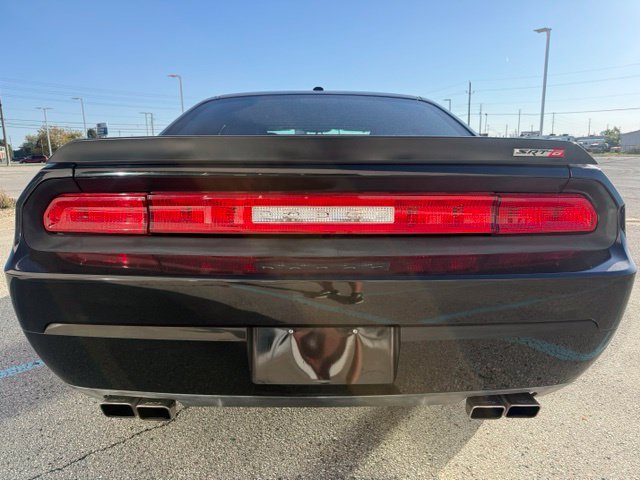 Used 2009 Dodge Challenger SRT8 RWD image 6