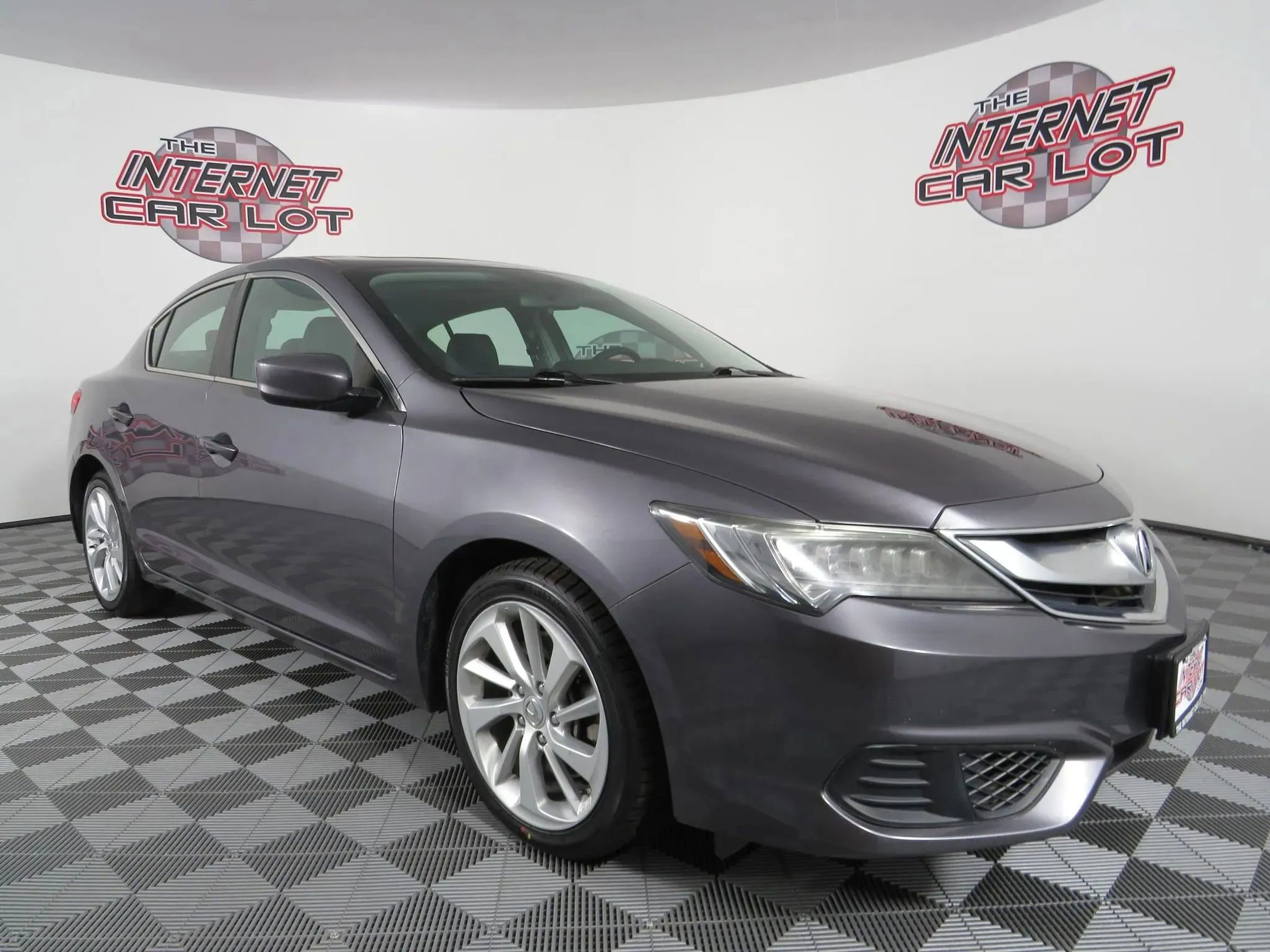 Used 2018 Acura ILX image 9