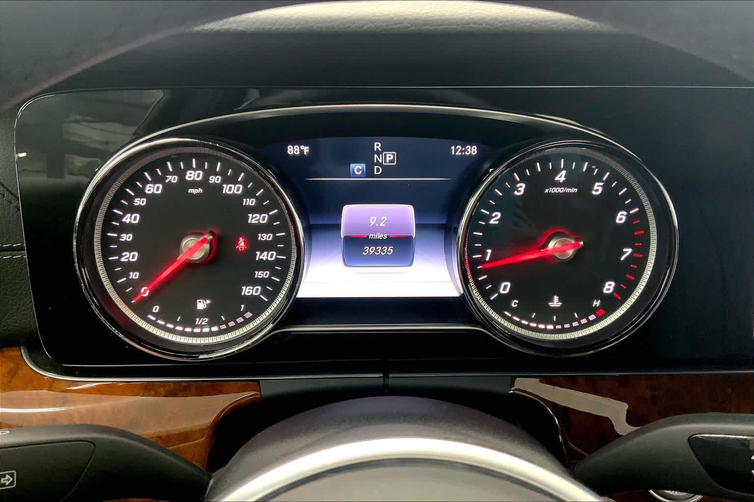 Used 2019 Mercedes-Benz E 300 4MATIC image 22