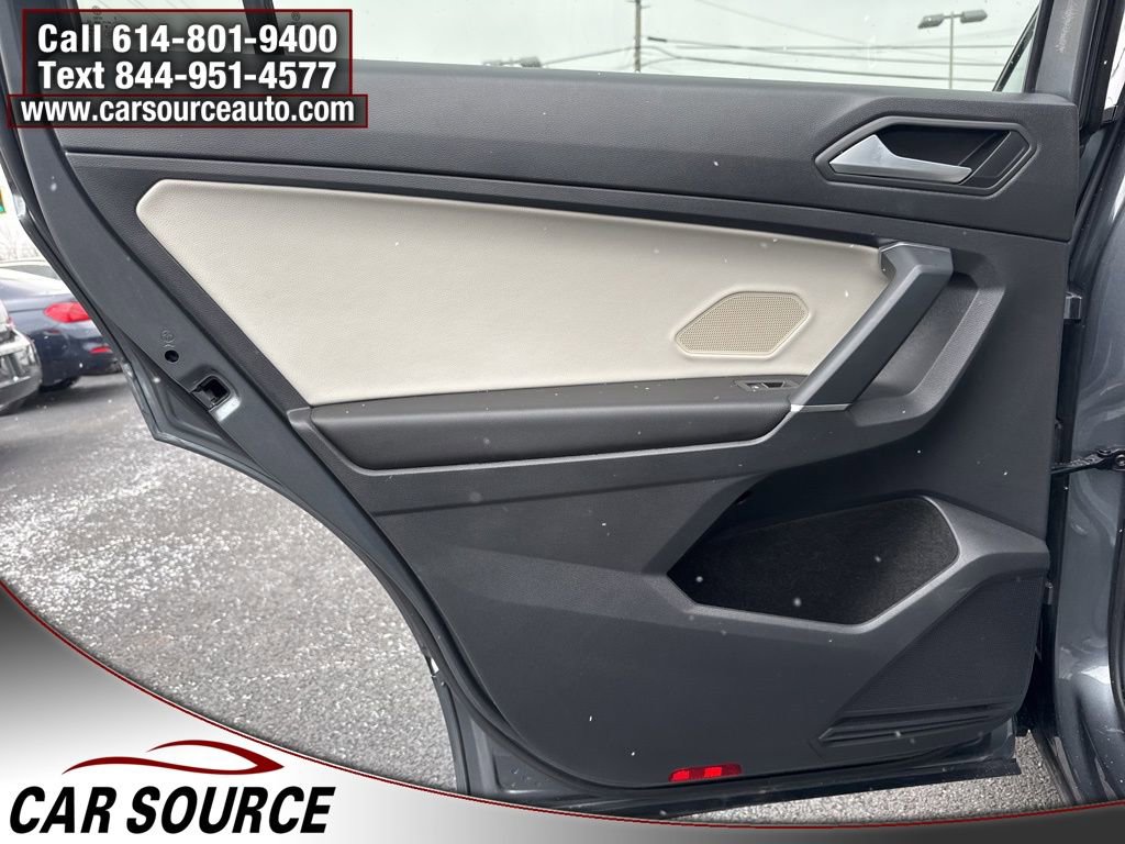 Used 2020 Volkswagen Tiguan SE R-Line image 37