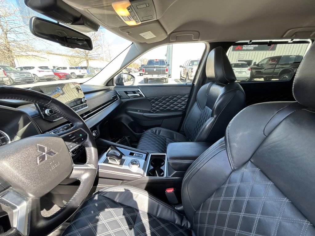Used 2022 Mitsubishi Outlander SEL image 10