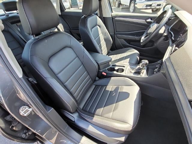 Used 2024 Volkswagen Jetta SE FWD image 25