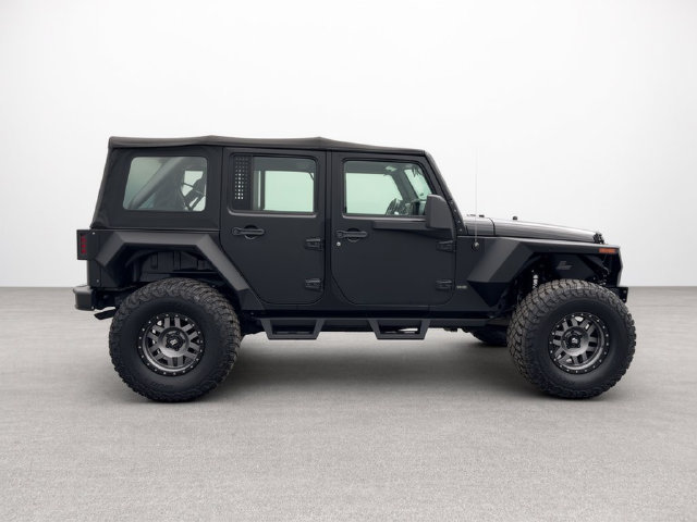 Used 2018 Jeep Wrangler Unlimited Sport w/ Connectivity Group AWD/4WD image 6