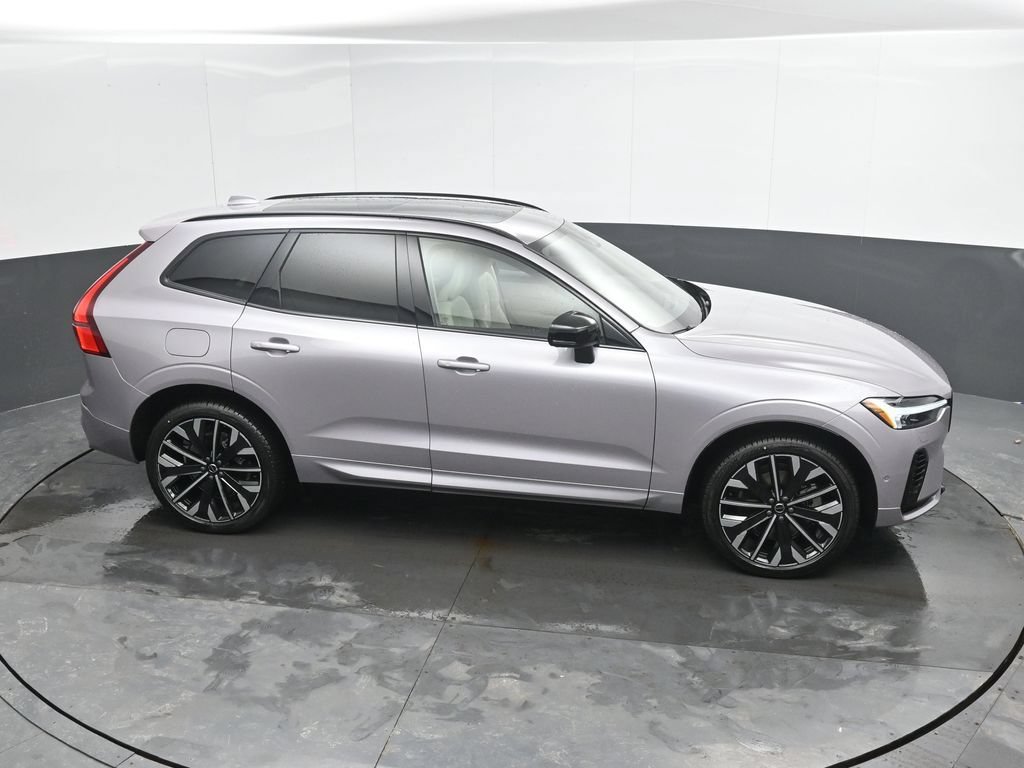 New 2026 Volvo XC60 T8 Ultra w/ Protection Package Premier AWD/4WD image 31