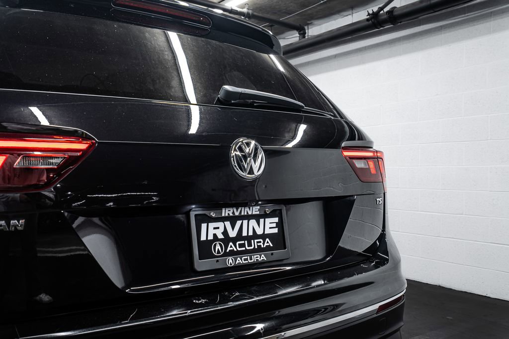 Used 2018 Volkswagen Tiguan SEL image 16