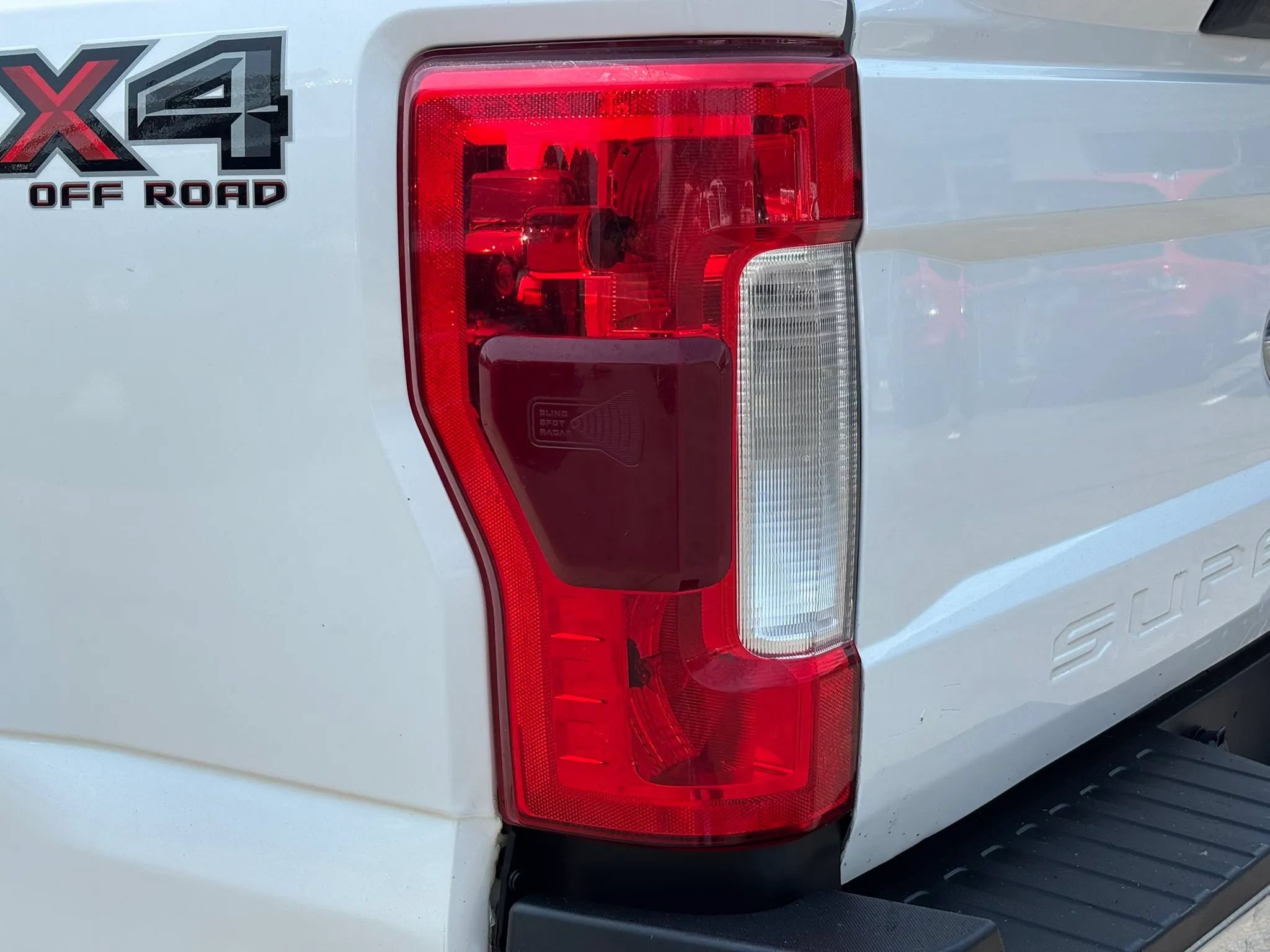 Used 2019 Ford F250 Lariat w/ Lariat Ultimate Package AWD/4WD image 15
