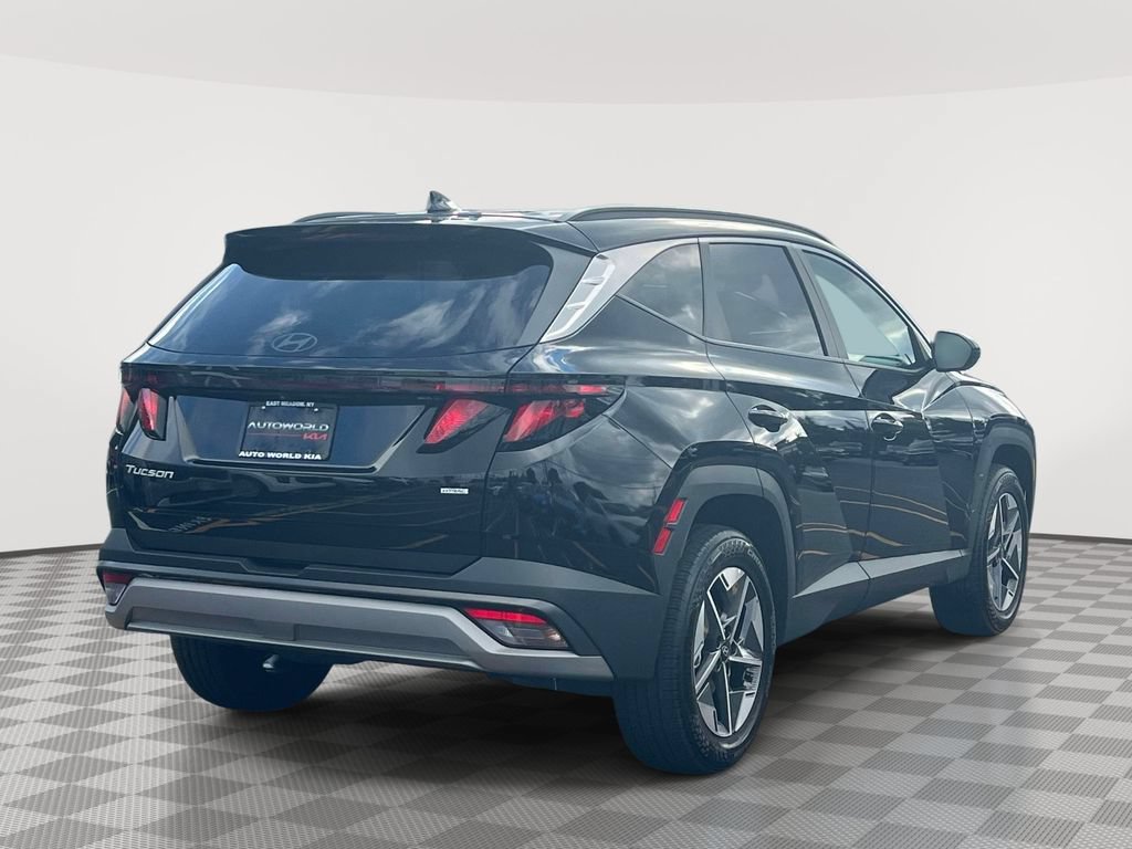 Used 2025 Hyundai Tucson SEL AWD/4WD image 7