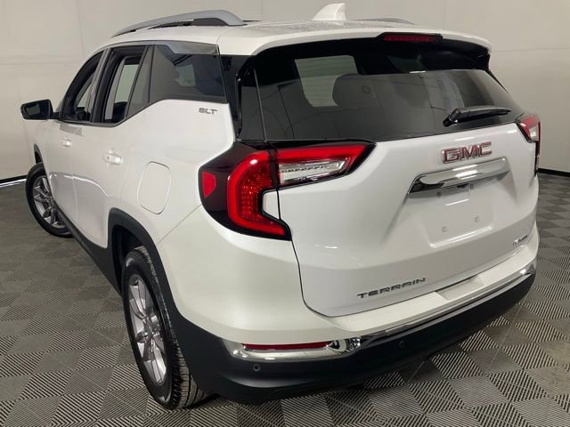 Used 2024 GMC Terrain SLT w/ Infotainment Package II image 38