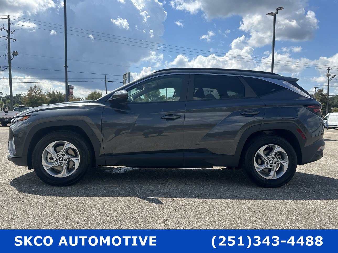 Used 2024 Hyundai Tucson SEL FWD image 2