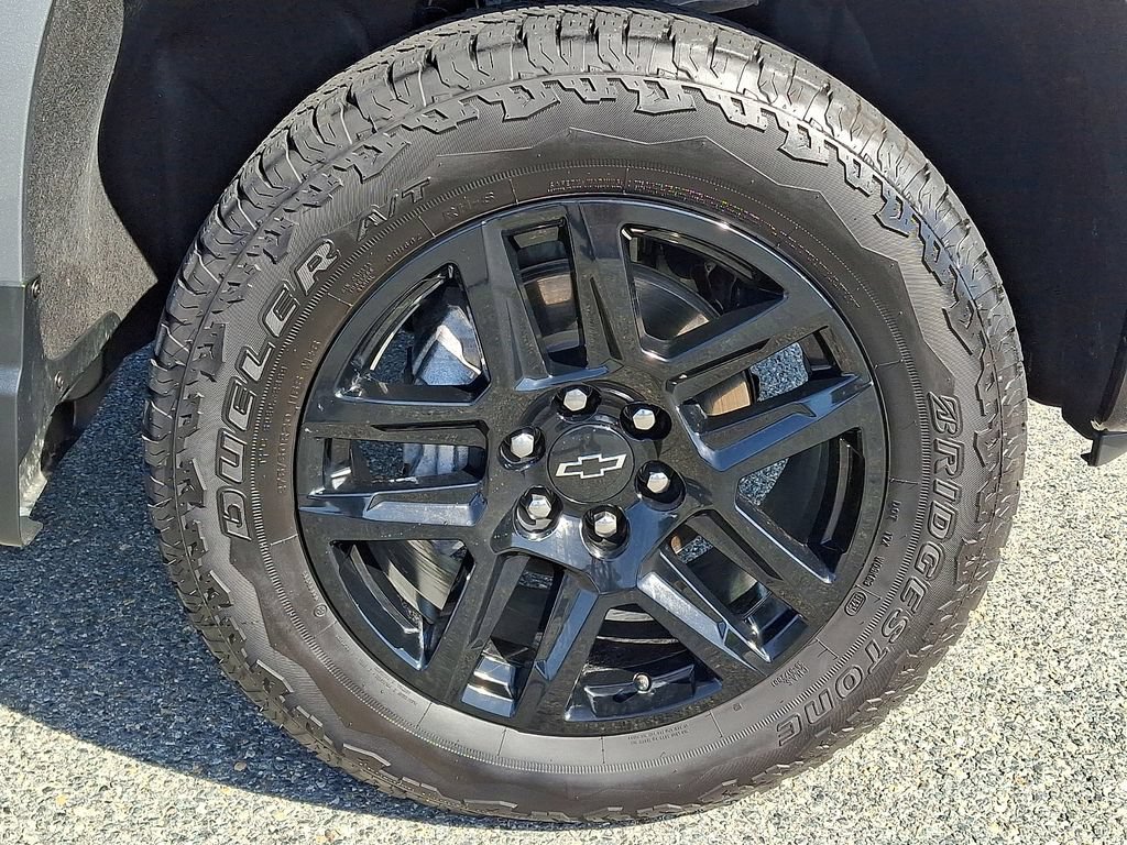 Used 2026 Chevrolet Silverado 1500 LT Trail Boss w/ LT Trail Boss Premium Package AWD/4WD image 8