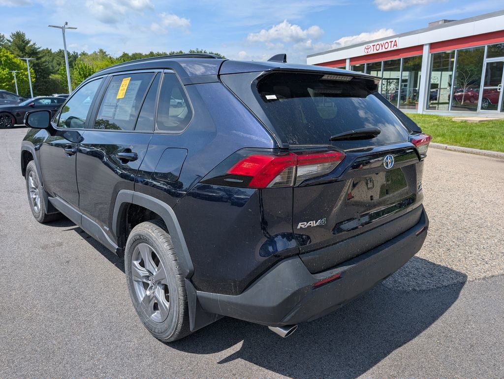 Used 2024 Toyota RAV4 XLE w/ Convenience Package AWD/4WD image 3