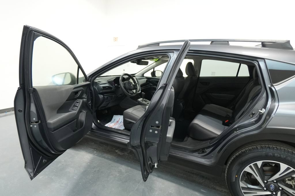 Used 2024 Subaru Crosstrek 2.0i Premium image 24