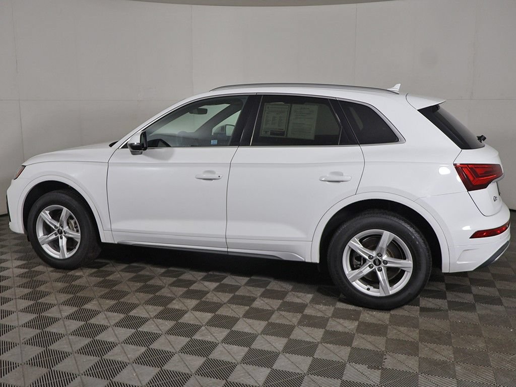 Used 2023 Audi Q5 2.0T Premium w/ Convenience Package AWD/4WD image 14