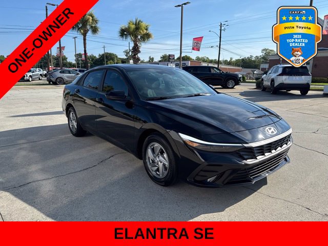 Used 2026 Hyundai Elantra SE FWD image 3