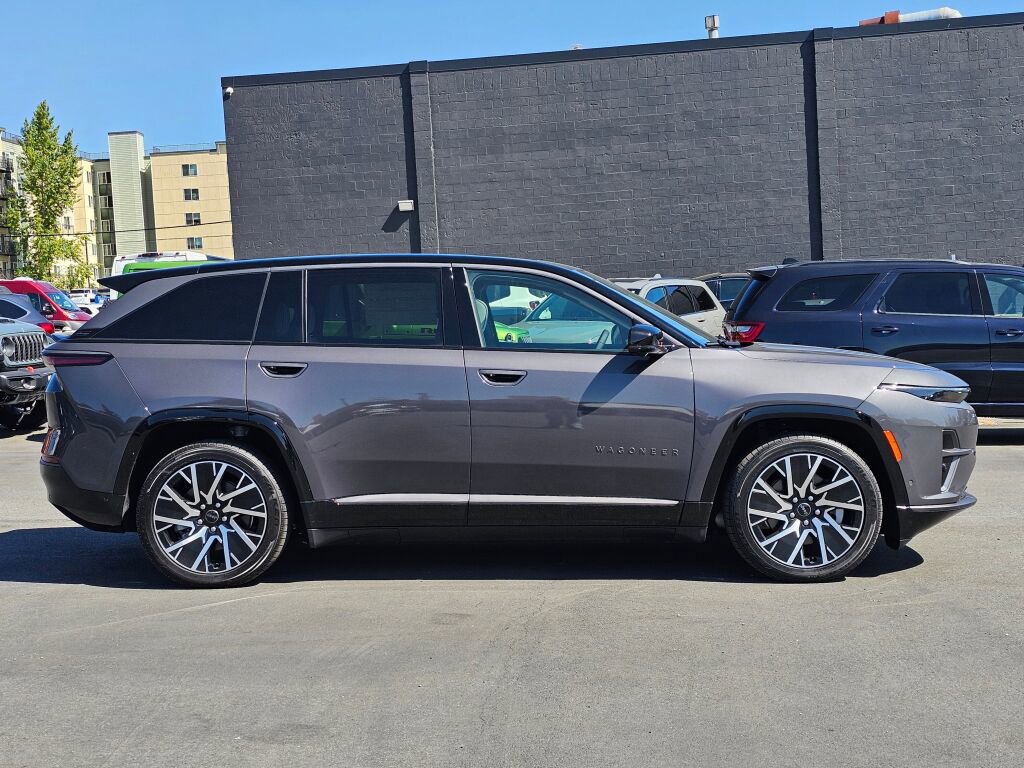 New 2025 Jeep Wagoneer S Limited image 9