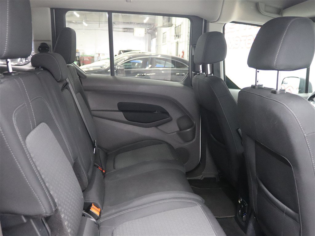 Used 2021 Ford Transit Connect XLT FWD image 21