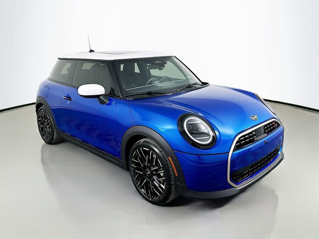 Certified 2025 MINI Cooper S image 3