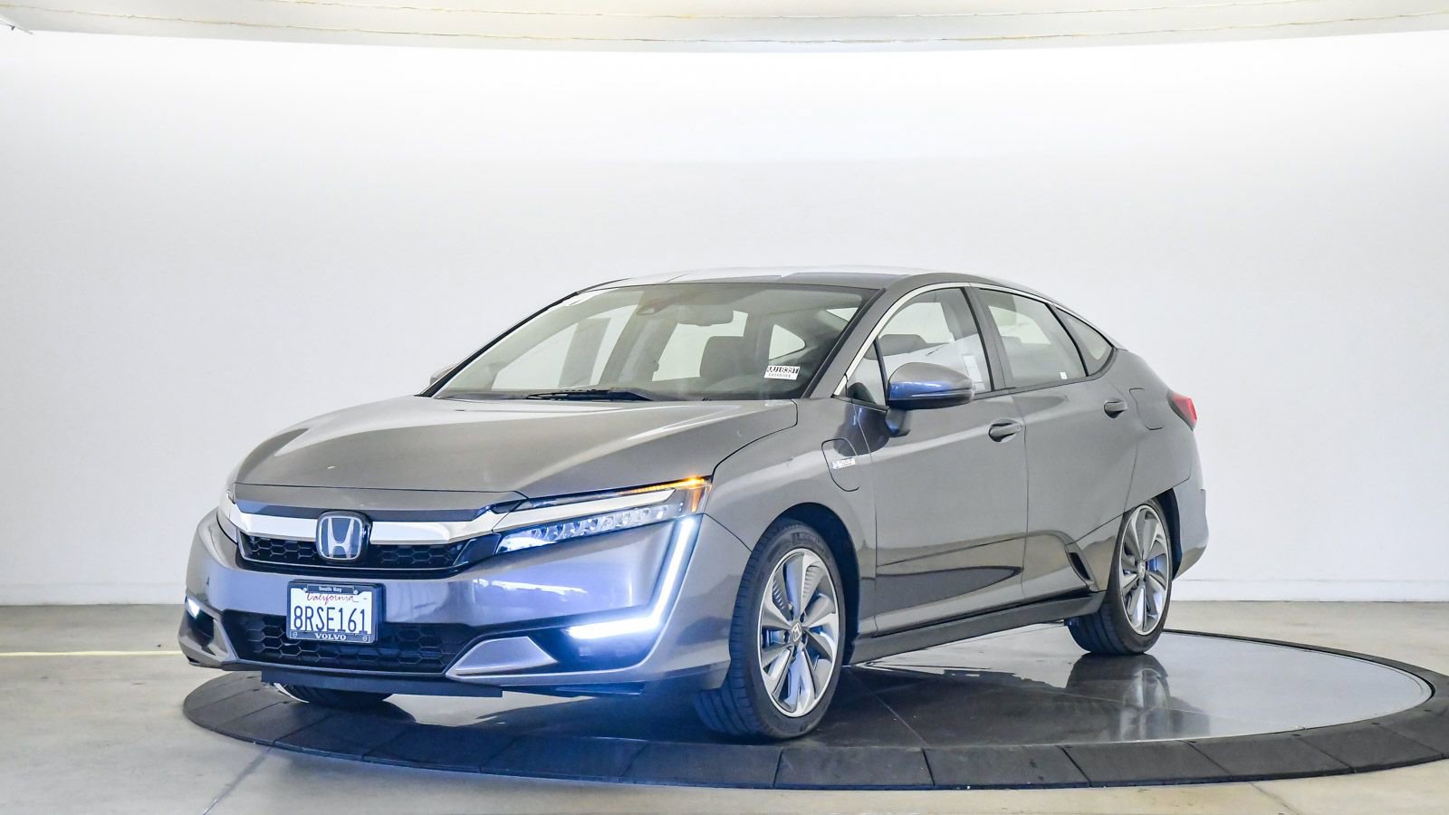 Used 2020 Honda Clarity Plug-In Hybrid image 1