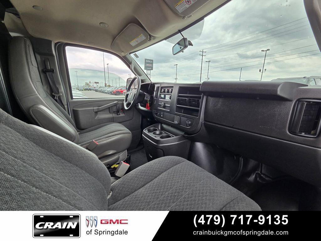 Used 2024 GMC Savana 2500 w/ Driver Convenience Package RWD image 28