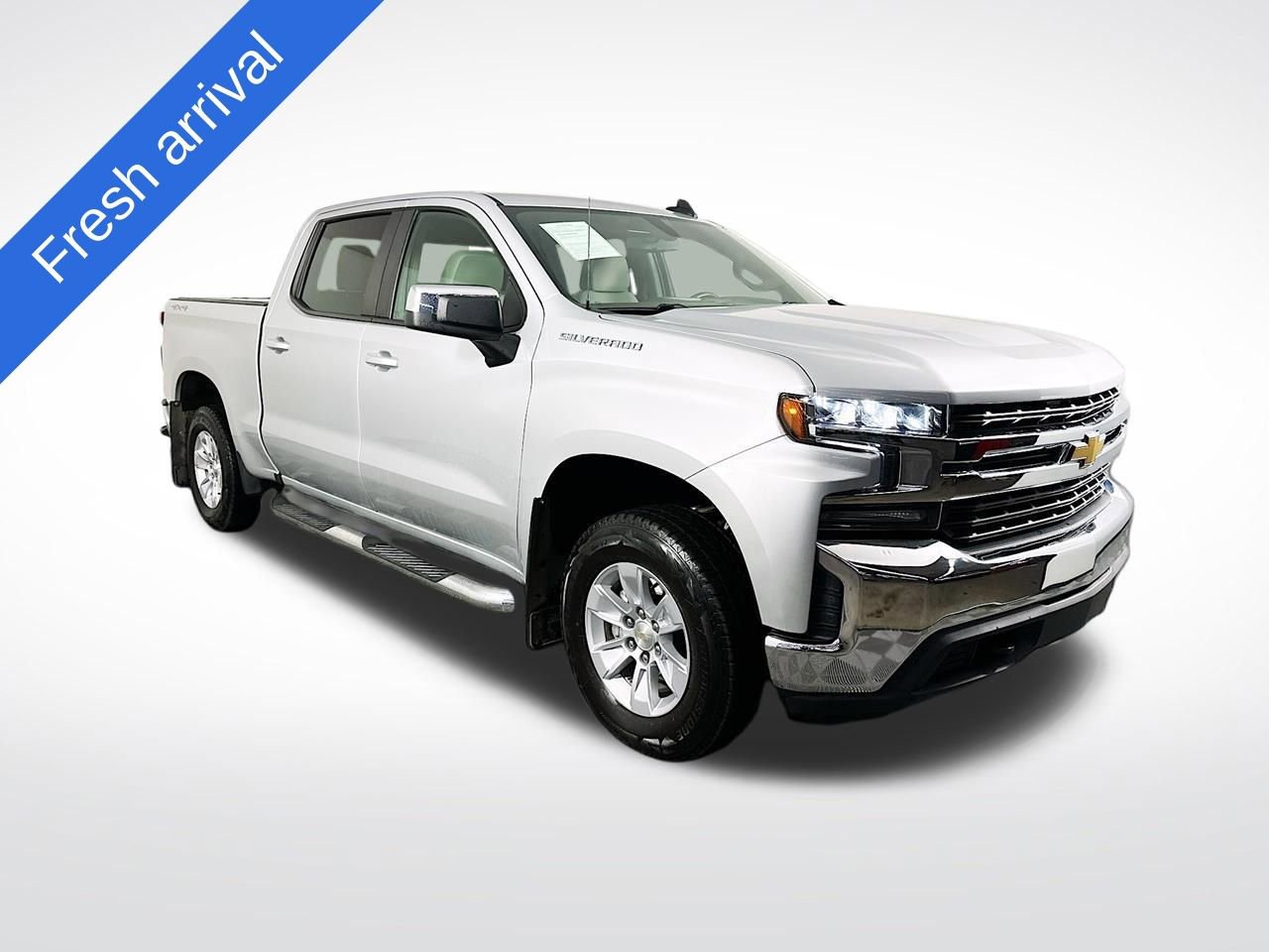 Used 2022 Chevrolet Silverado 1500 LT w/ Fleet Comfort Package AWD/4WD image 1