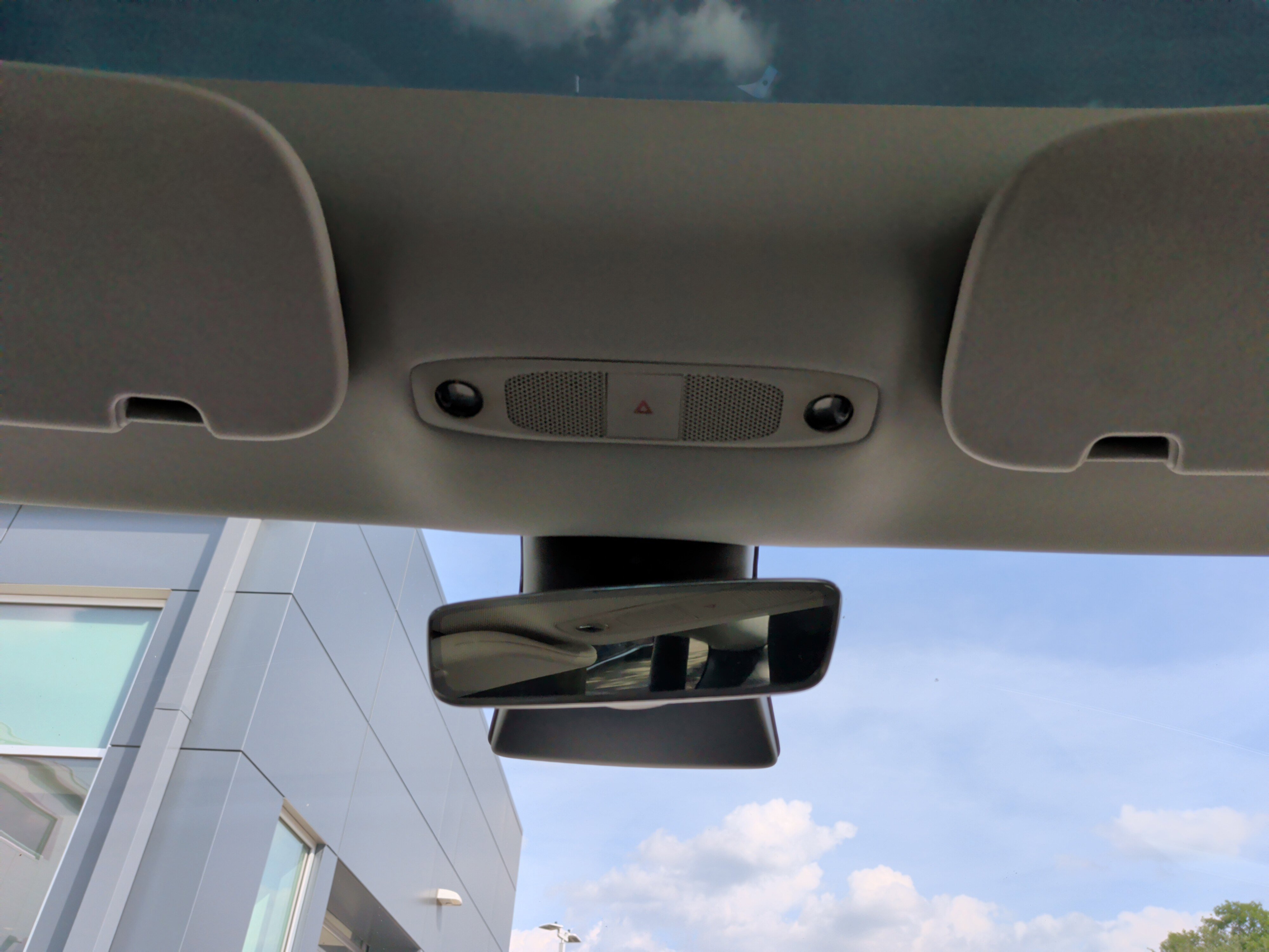 Used 2022 Tesla Model 3 Standard Range image 27